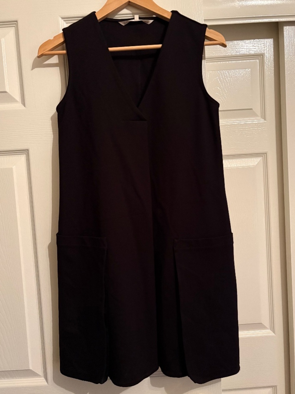 Rachel Roy Sleeveless V Neck Dress